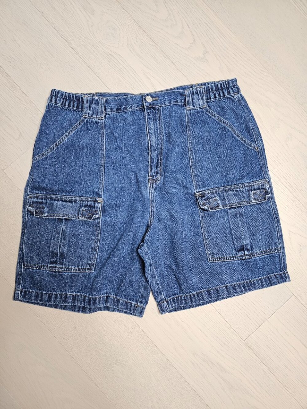 Faded Glory Men's Cargo Shorts – Size 40 – Blue Denim